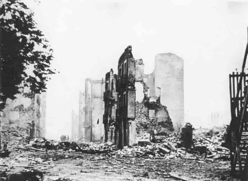 zerstörte Stadt, Ruine, Guernica, Spanien, condor