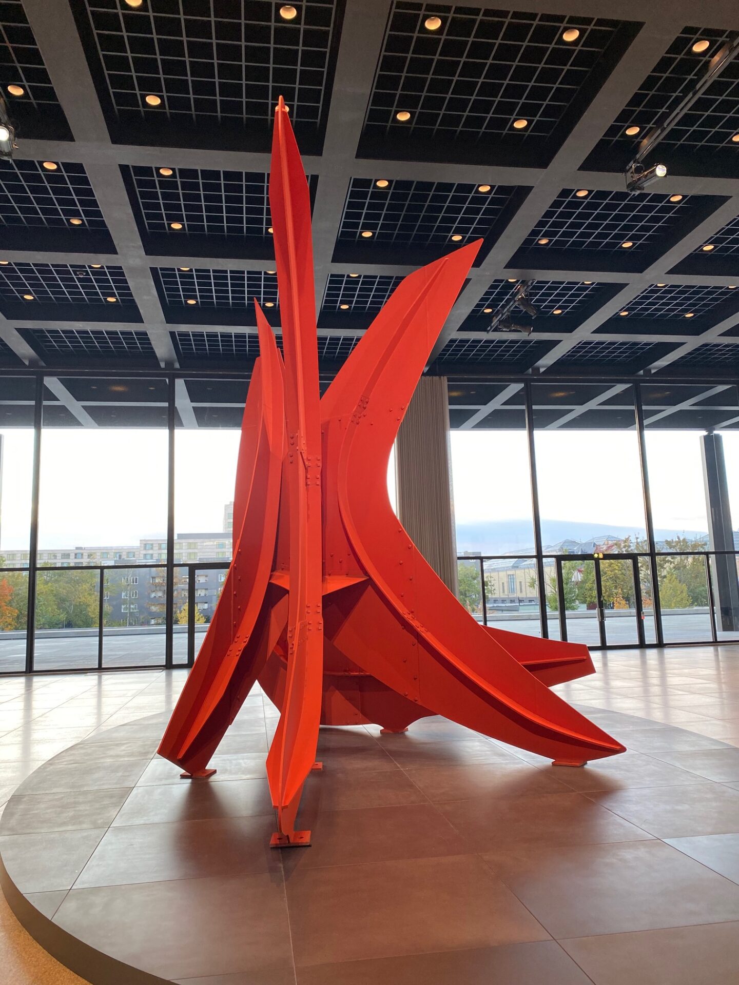 Calder in der Neue Nationalgalerie in Berlin
