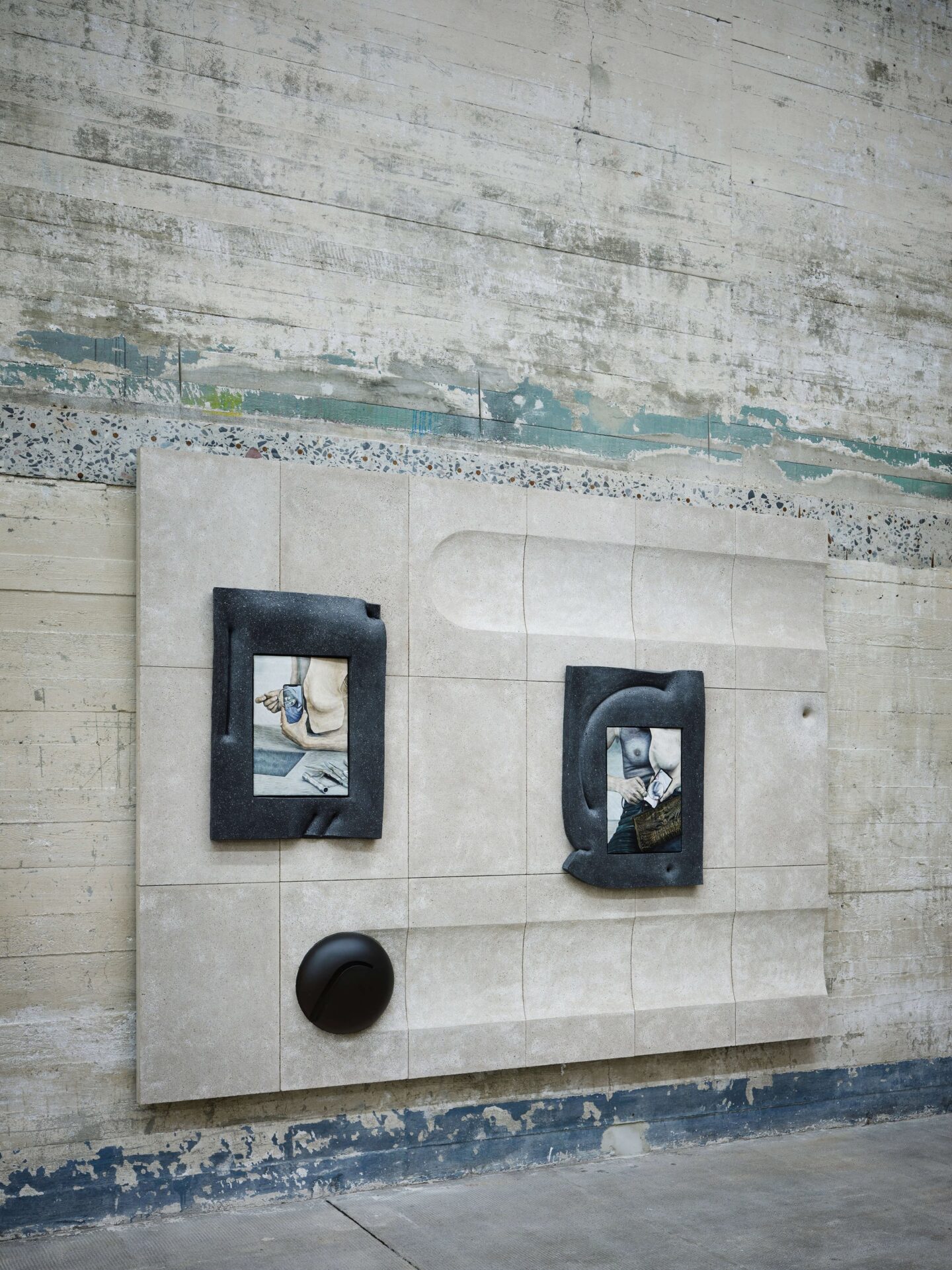 Berlin: Zeitgenössische Kunst im Boros Bunker , Stickerei, architektur, Klara hosnedlova