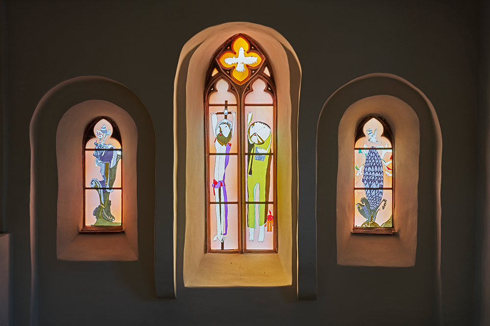Kirchenfenster, Die Marienkirche in Aulhausen – gestaltet von Künstlern des Atelier Goldstein, Andreas Skorupa