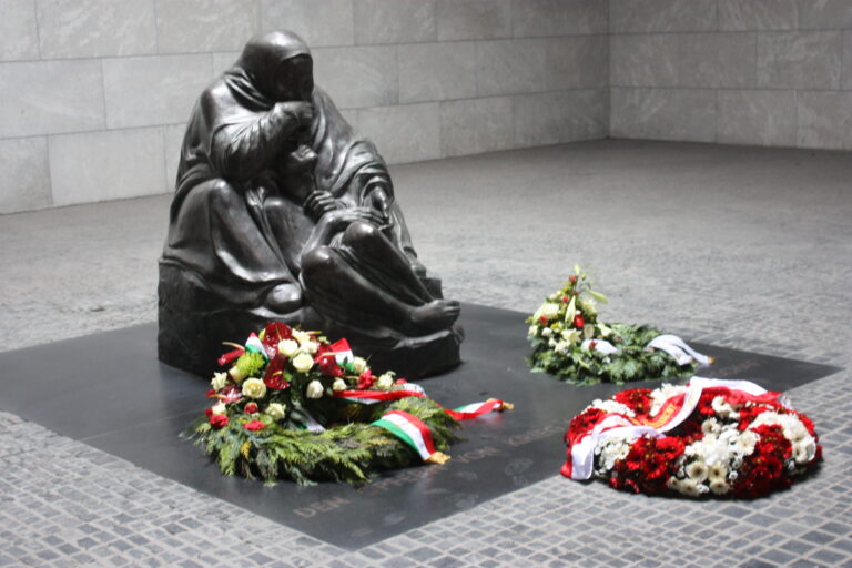 Käthe Kollwitz: neue Wache, berlin, Denkmal für die Opfer von Kreis und Gewaltverbrechen, tiefe Emotionen