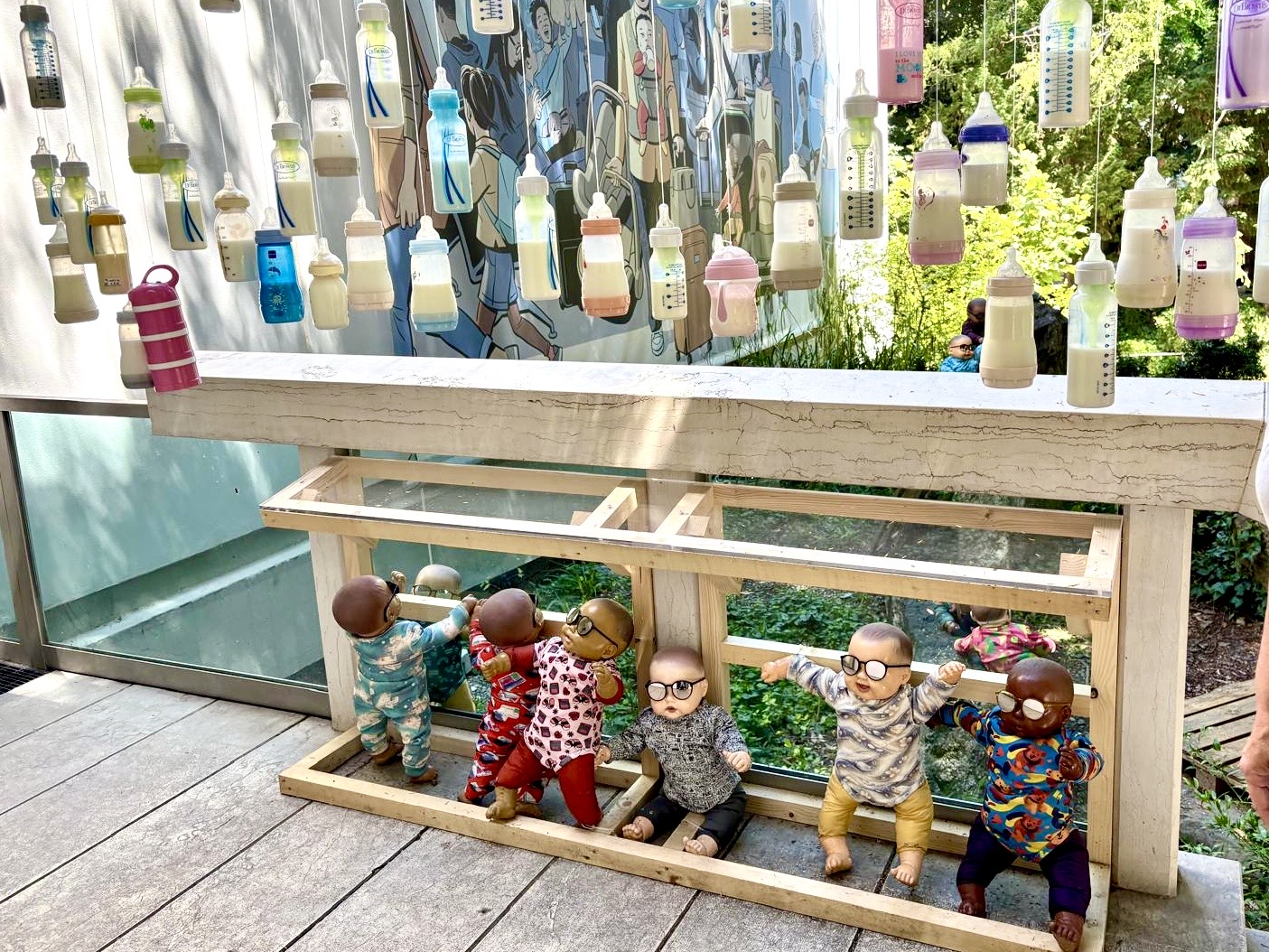 Ei Arakawa-Nash, Japanischer Pavillon, Venedig Biennale 2026, Babies, Fläschen, Schnuller